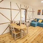 Graca Traditional 2 Bedroom Appartamento Lisbona